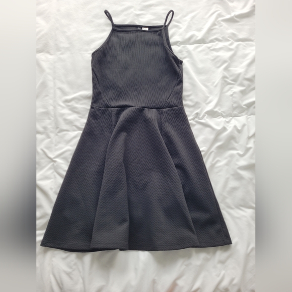 Little black dress, size 6 - Picture 7 of 10